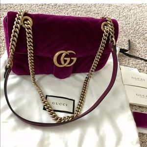 GUCCI $1980 Medium GG Marmont bag 100%authentic